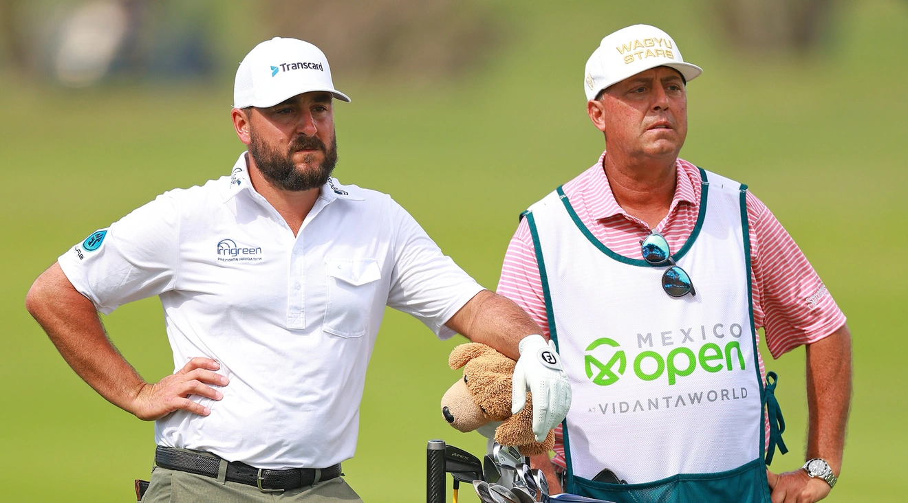 Stephan Jaeger mit seinem Caddie