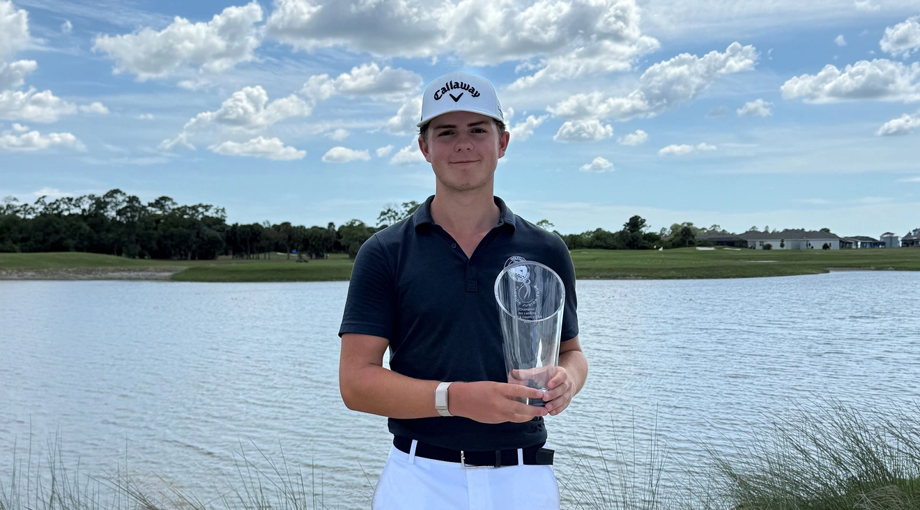 Pokalfoto mit Henry Liebwein