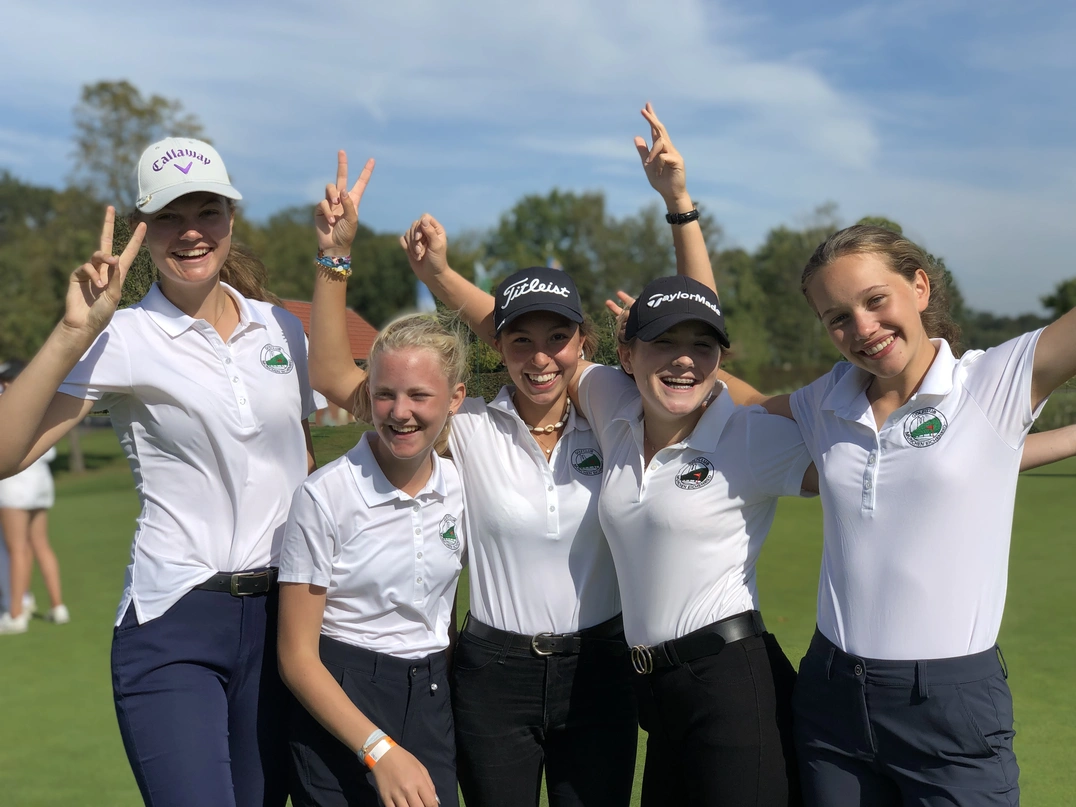 Siegerinnen der Herzen: Maxima Kofler, Mara Jinks, Fiona Rassl, Amelie Vaubel, Marie Bleicher