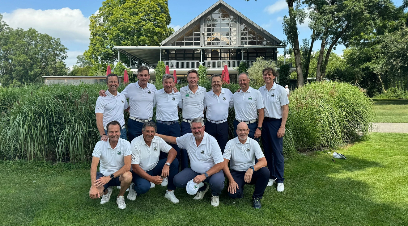 v. l. n. r. oben Herbert Forster, Christoph Lagneau, Bernd Glönkler, Tomas Nydahl, Rainer Kreifels, Markus Harrer, Florian Landgraf; unten in der Hocke v. l. n. r. Wolfgang Michel, Reiner Müller, Robe