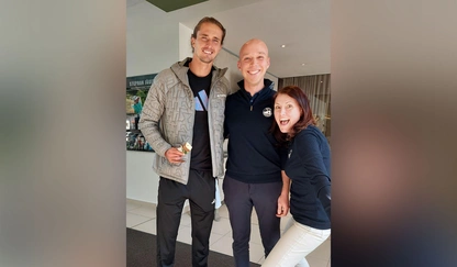 Zverev im Eingangsbereich vom GC Eichenried