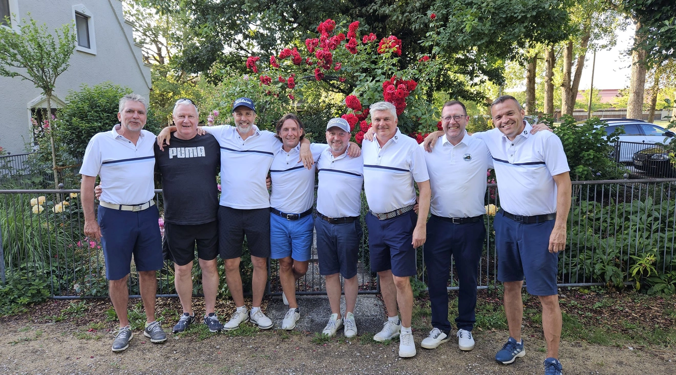 AK 50 Herren II: Kurz vor dem Aufstieg in die 4. Bayerische Golf Liga!