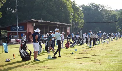 Driving Range mit Pros bei den BMW International Open