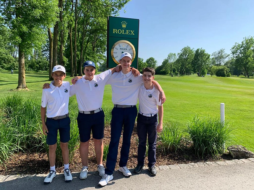3. Platz für Team 2 Jungen: v. l. n. r. Santiago Oppenländer, Niklas Ulbrich, Theo Rieger, Valentin Szika