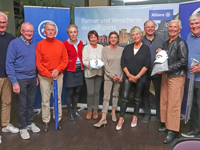 Strahlende Sieger – leider ohne Fotograf Joe Petrus, der den ersten Platz belegte beim Abgolfen, aber seines Amtes walten musste!