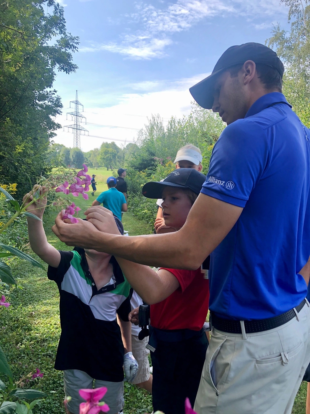 Gero Lammel ist einer der Naturscouts, die auf alles, was jenseits der Fairways blüht, aufmerksam macht.