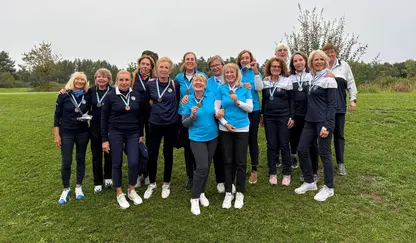 Teamfoto AK 65 Damen