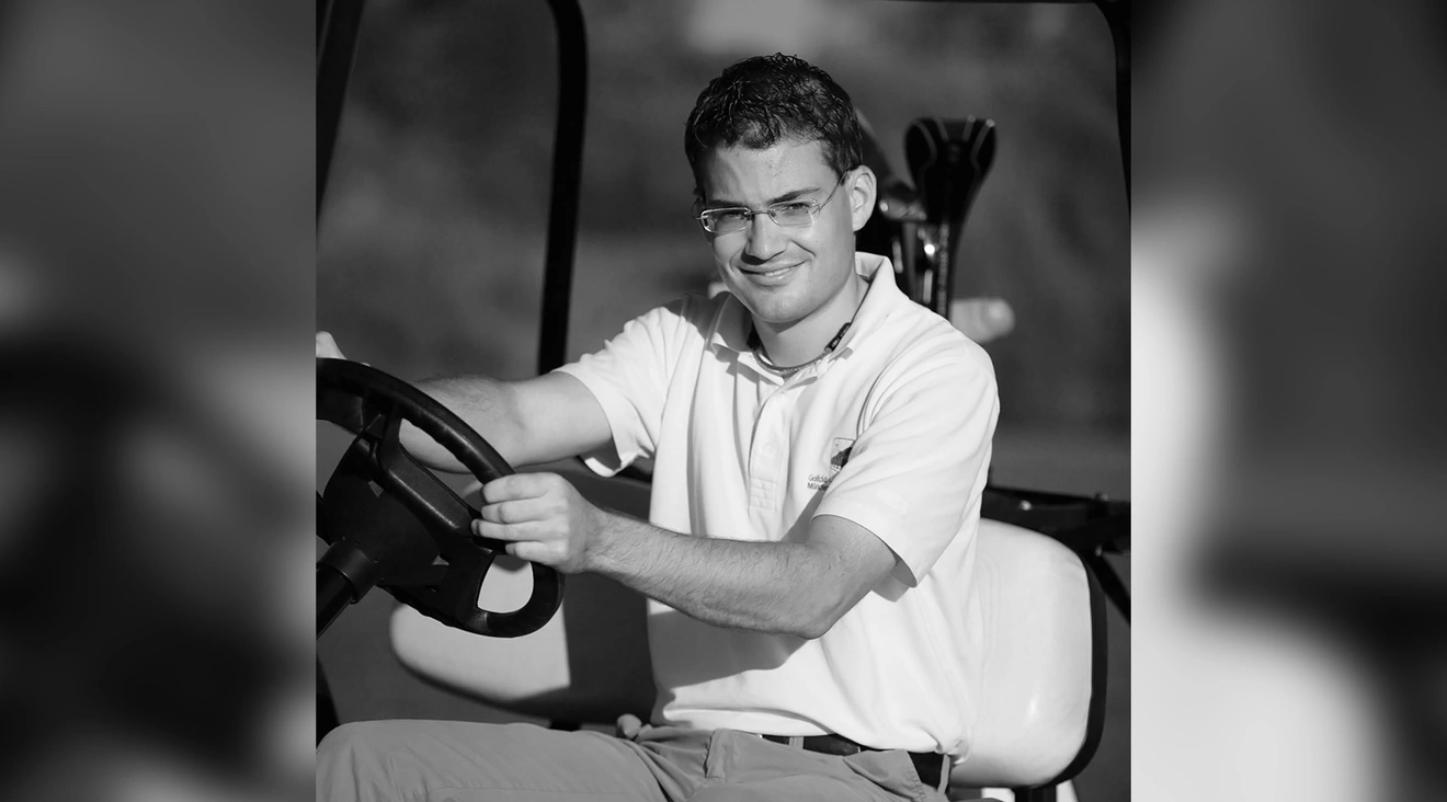 Florian Bußjäger in Golfcart