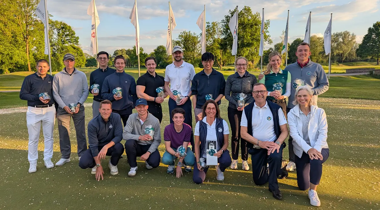 Gruppenfoto mit allen Siegern