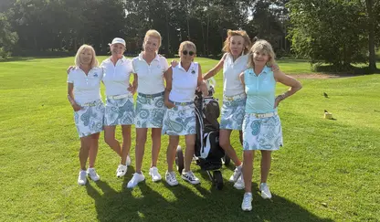 Teamfoto AK 65 Damen
