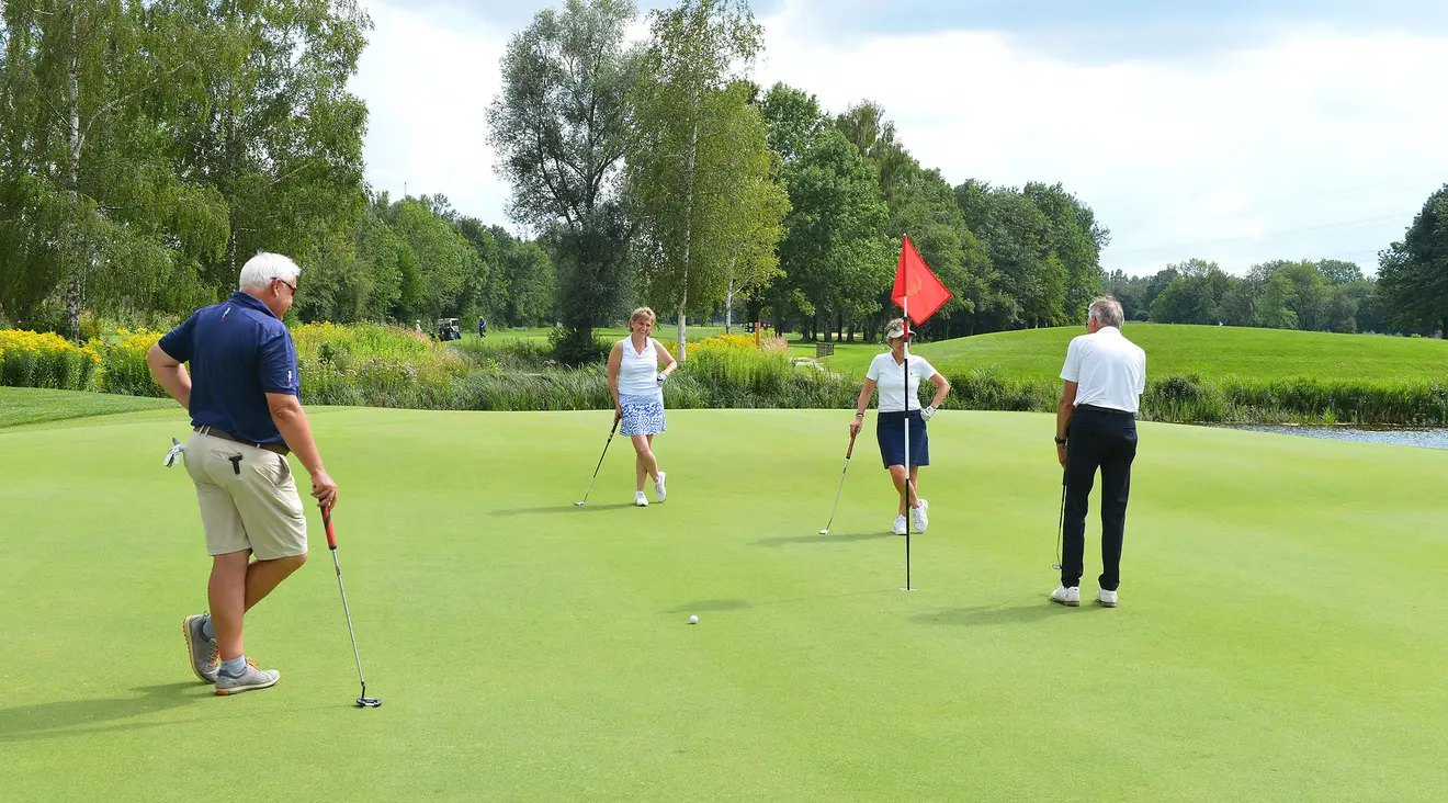 18-Loch-Runden, Vierer-Flights und Aufbau für die BMW International Open