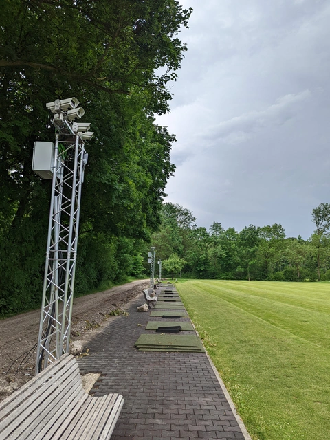 Bald im Einsatz: die Toptracer-Kameras auf der Driving Range