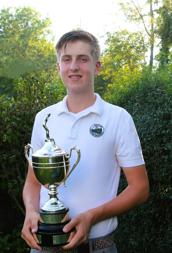 Jugend-Clubmeister Luis Hoyler