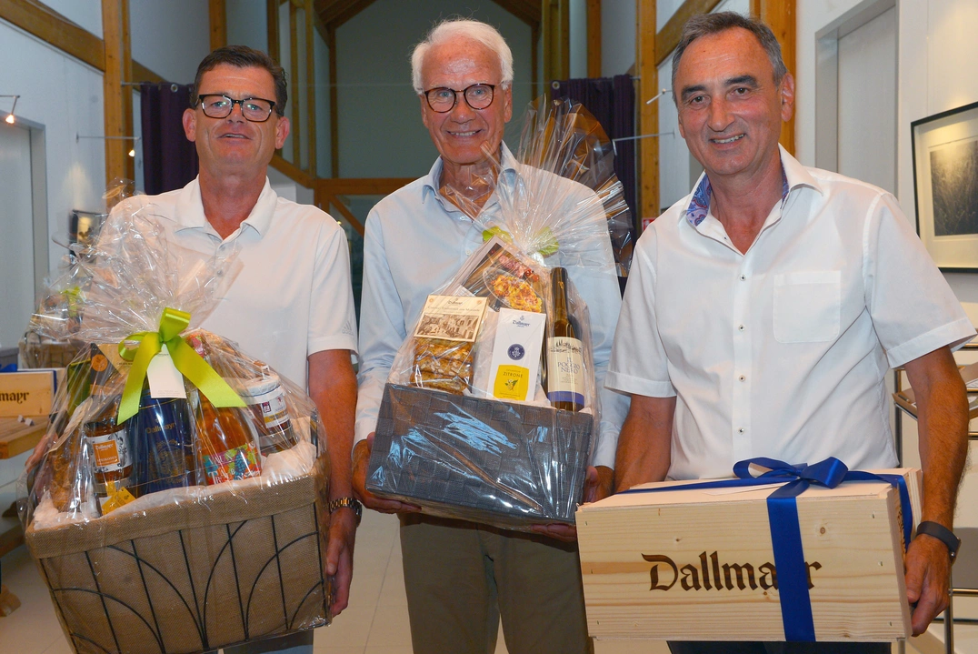 Netto B-Sieger v. l. n. r.: Andreas Schmidt, Sieger, Dr. Christian Schellinger, 2., und Josef Kerscher